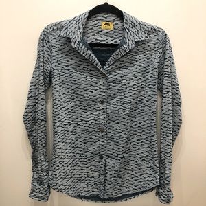 Kealopiko Aweoweo Woman’s Fitted Collared Shirt